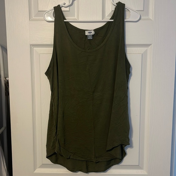 Old Navy Tank - Picture 1 of 1
